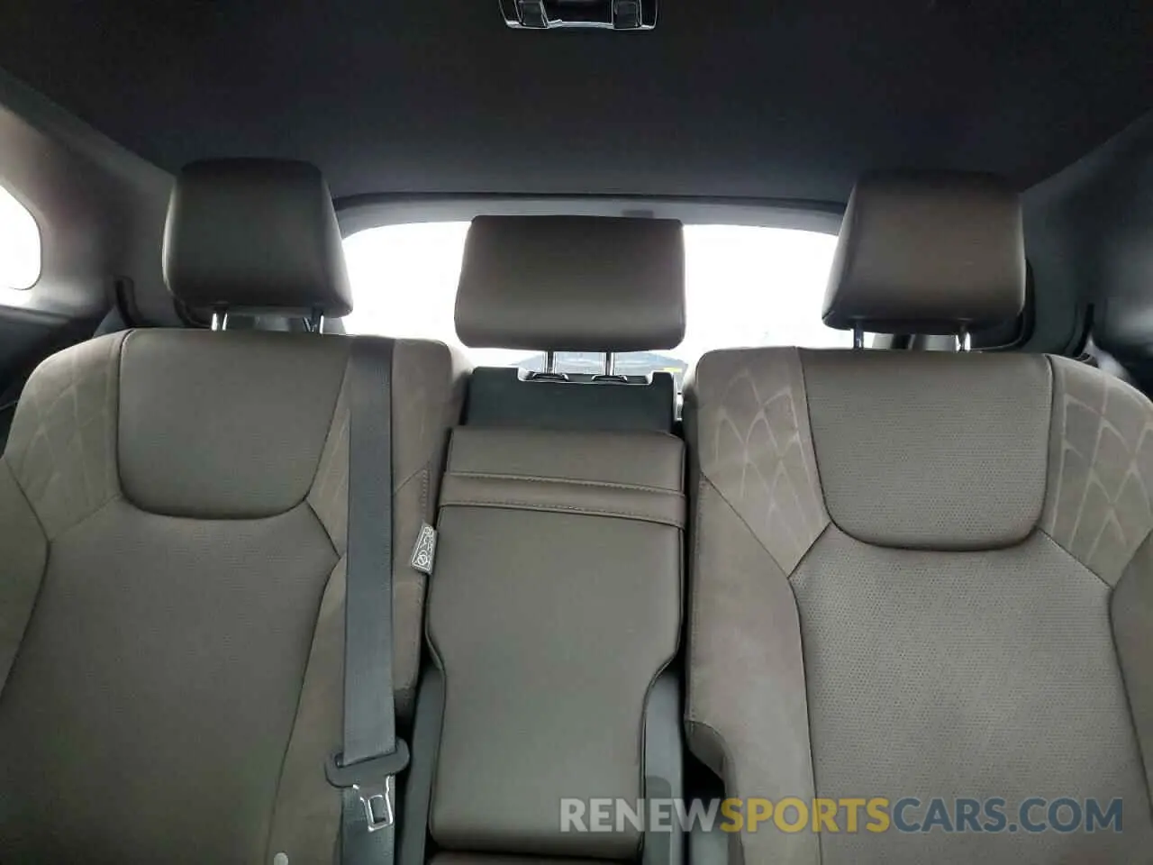 10 Фотография поврежденного автомобиля 2T2BAMBA0PC013734 LEXUS RX350 2023