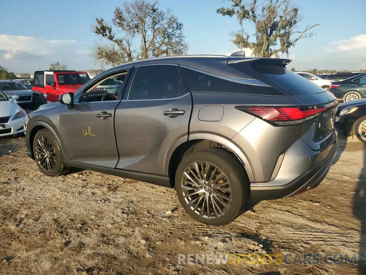 2 Фотография поврежденного автомобиля 2T2BAMBA2PC001505 LEXUS RX350 2023