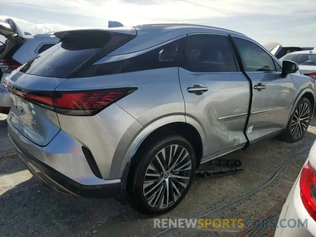 3 Фотография поврежденного автомобиля 2T2BAMBA2PC015811 LEXUS RX350 2023