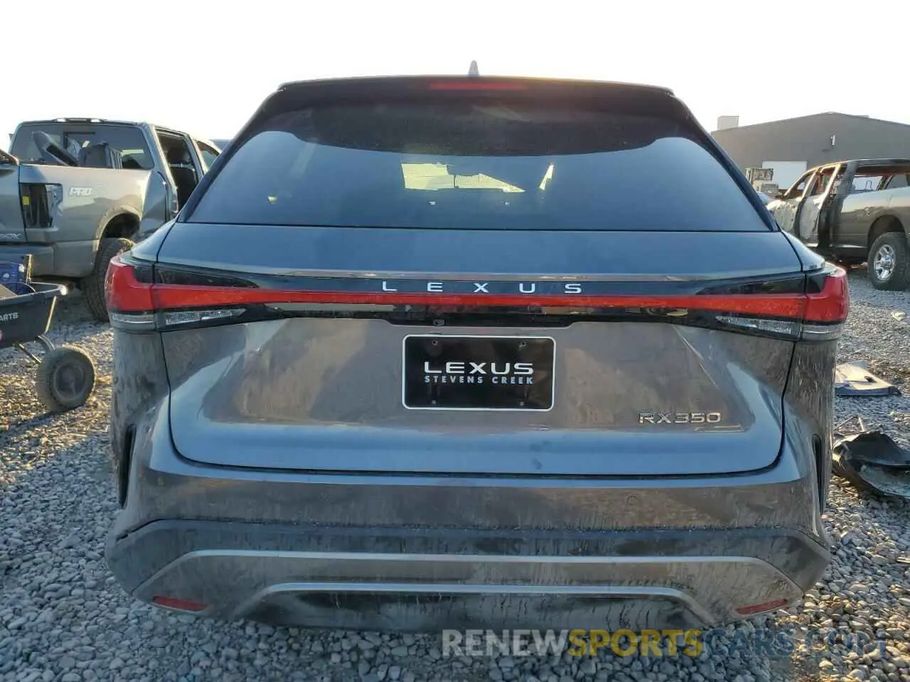 6 Фотография поврежденного автомобиля 2T2BAMBA3PC014151 LEXUS RX350 2023