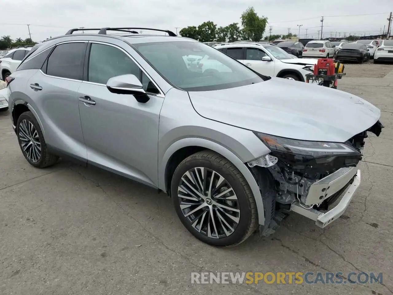 4 Фотография поврежденного автомобиля 2T2BAMBA6PC021384 LEXUS RX350 2023