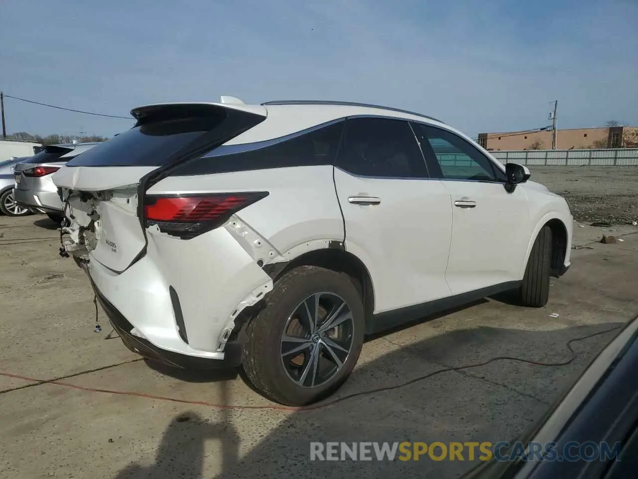 3 Фотография поврежденного автомобиля 2T2BAMCA0PC028720 LEXUS RX350 2023