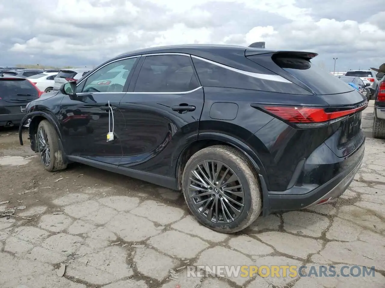 2 Фотография поврежденного автомобиля 2T2BAMCA9PC035827 LEXUS RX350 2023