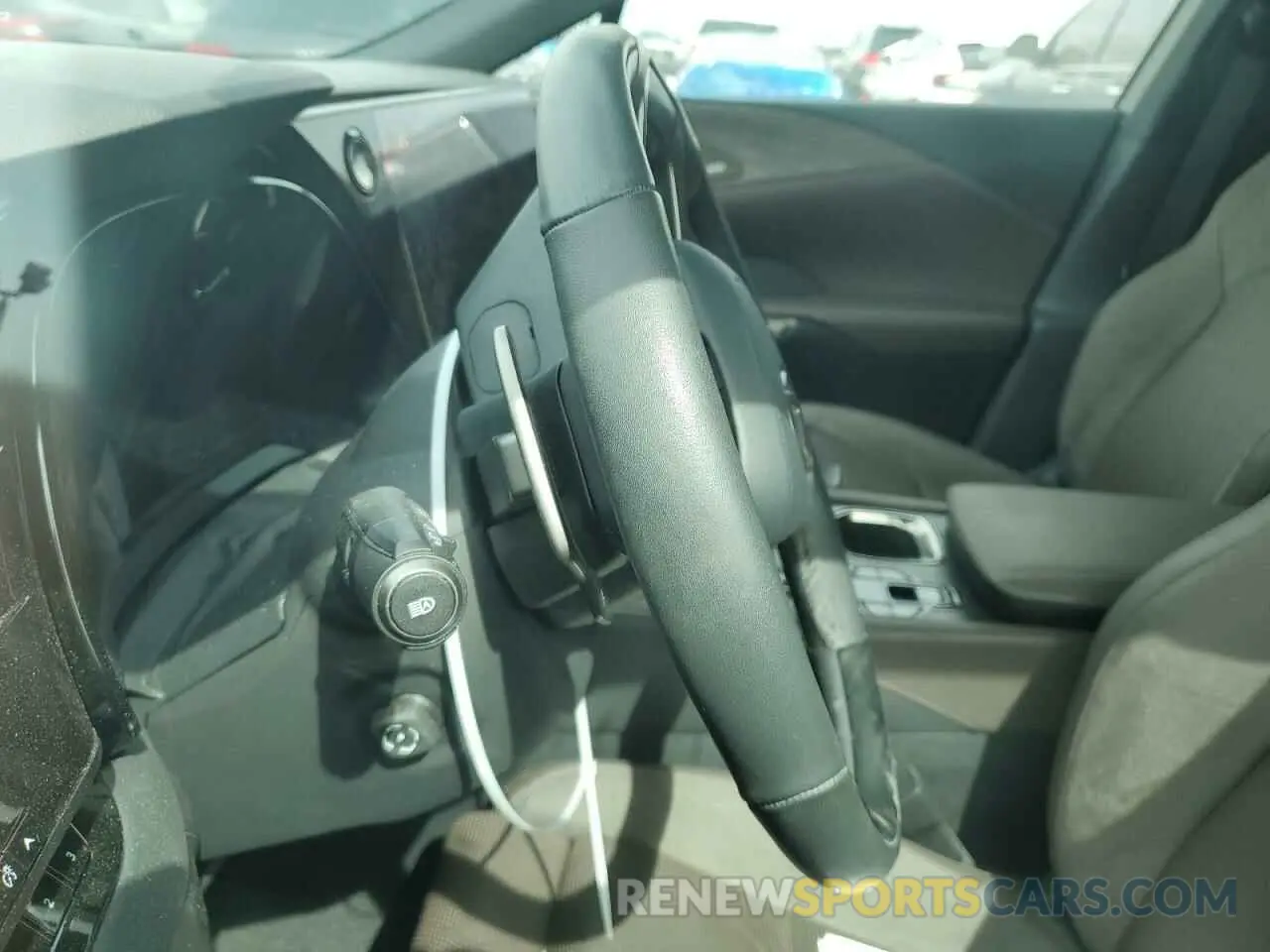 9 Фотография поврежденного автомобиля 2T2BAMCA9PC035827 LEXUS RX350 2023