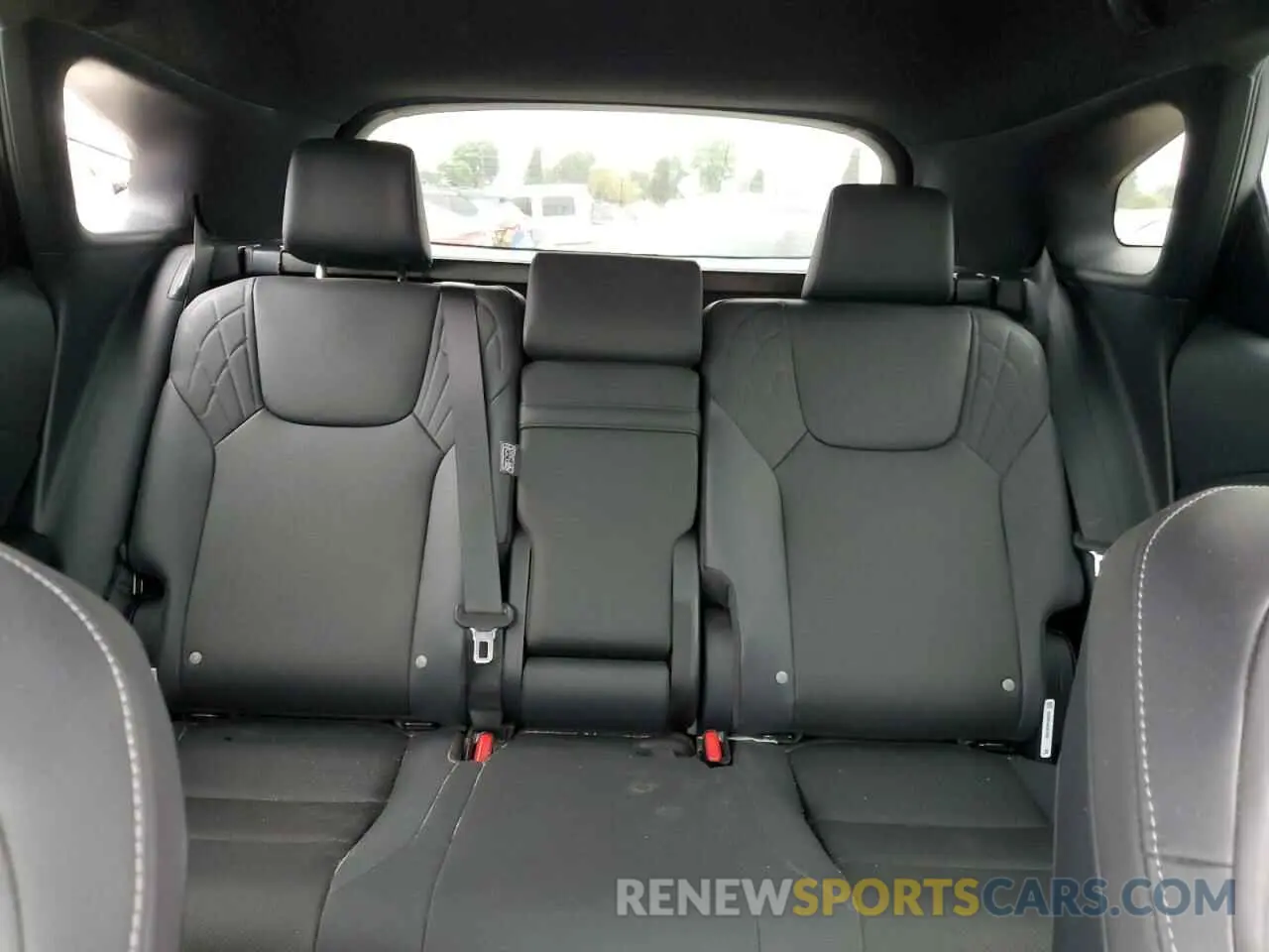 10 Фотография поврежденного автомобиля 2T2BAMBA0RC049779 LEXUS RX350 2024
