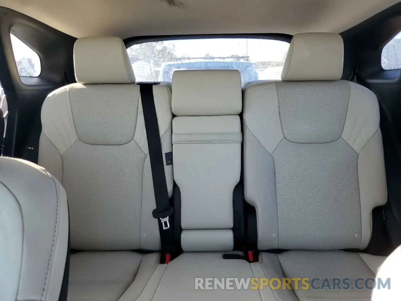 10 Фотография поврежденного автомобиля 2T2BAMBA3RC034483 LEXUS RX350 2024