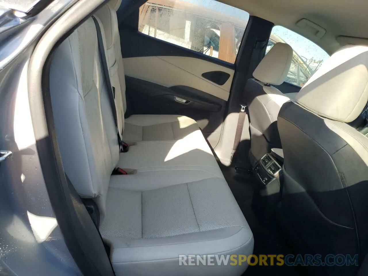 11 Фотография поврежденного автомобиля 2T2BAMBA3RC034483 LEXUS RX350 2024