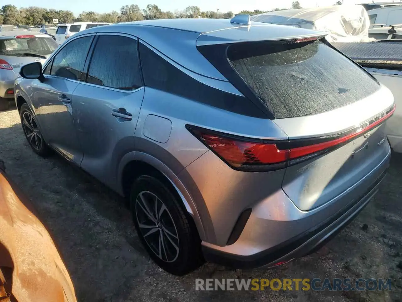 2 Фотография поврежденного автомобиля 2T2BAMBA3RC034483 LEXUS RX350 2024
