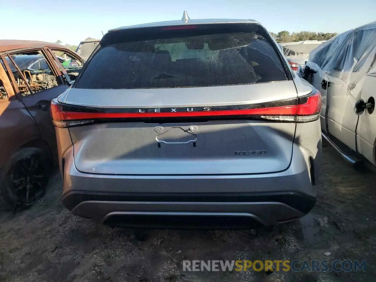 6 Фотография поврежденного автомобиля 2T2BAMBA3RC034483 LEXUS RX350 2024