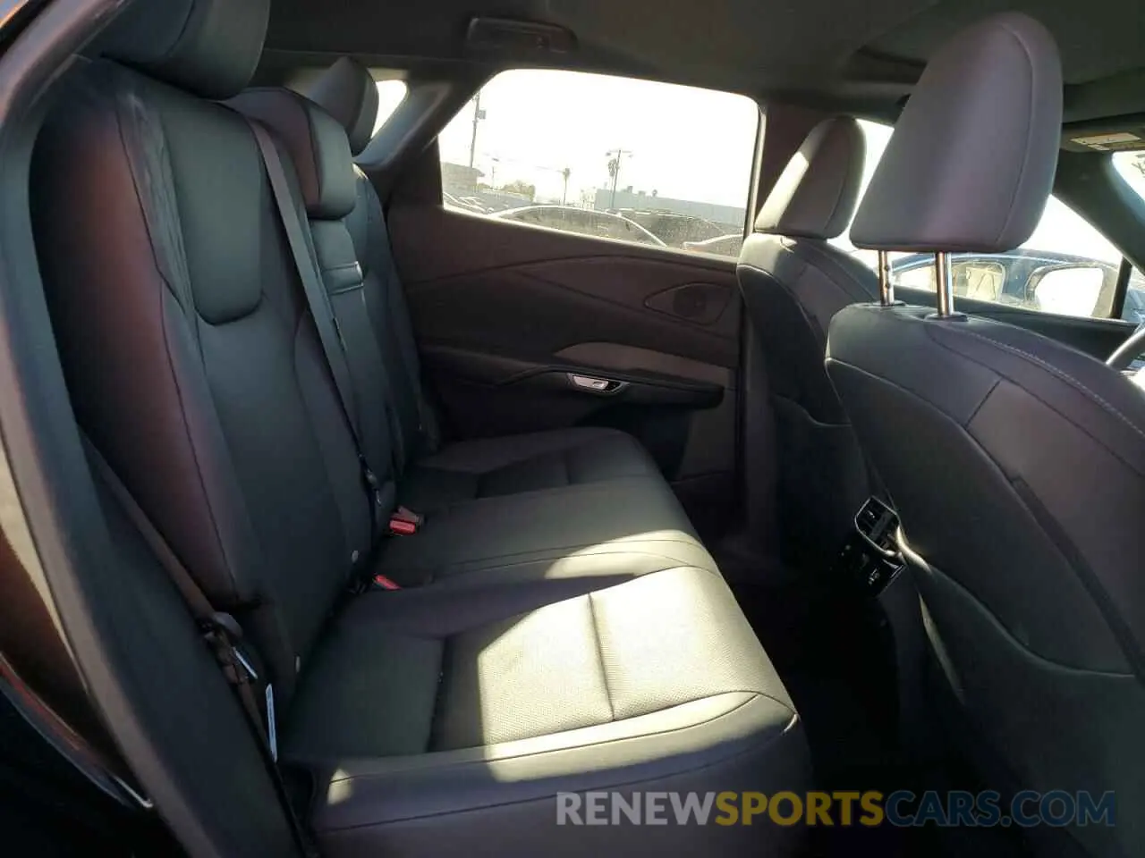 12 Фотография поврежденного автомобиля 2T2BAMBA4RC043550 LEXUS RX350 2024