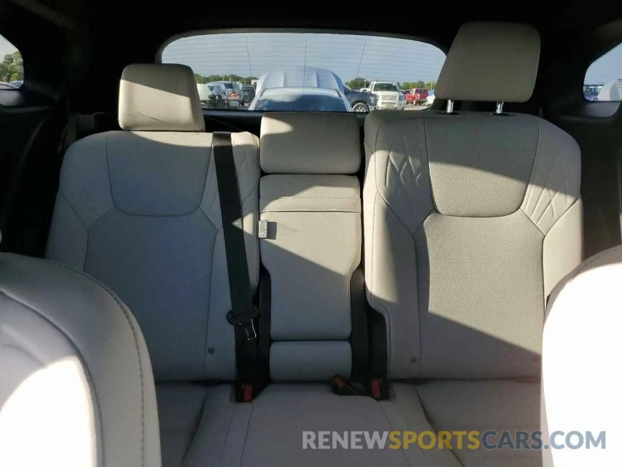 10 Фотография поврежденного автомобиля 2T2BAMBA6RC022909 LEXUS RX350 2024