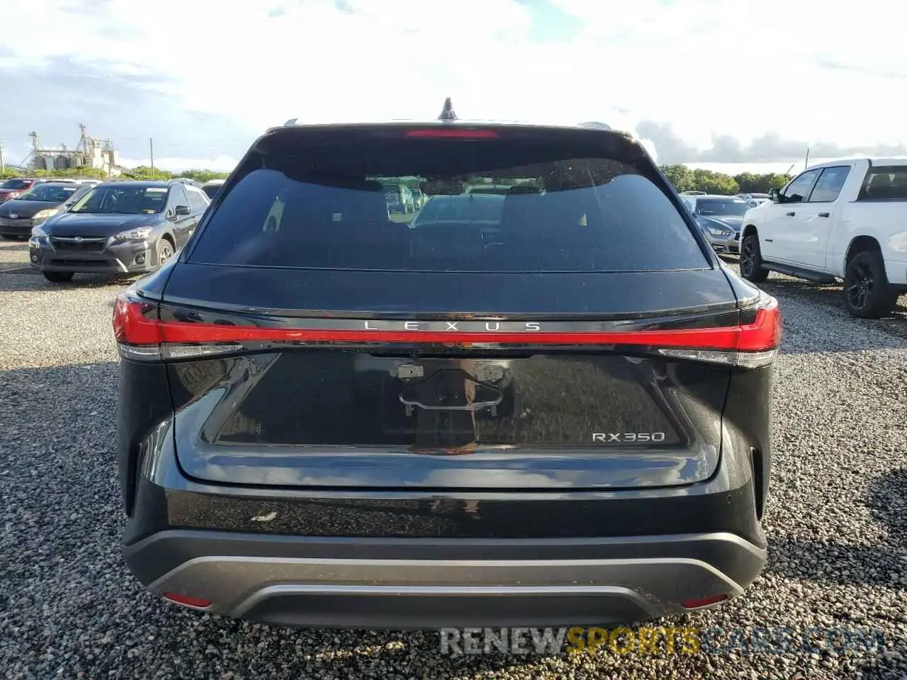 6 Фотография поврежденного автомобиля 2T2BAMBA6RC022909 LEXUS RX350 2024