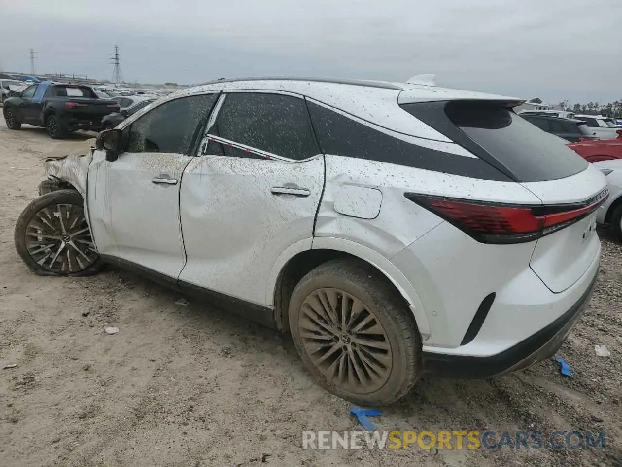 2 Фотография поврежденного автомобиля 2T2BAMBA6RC036163 LEXUS RX350 2024