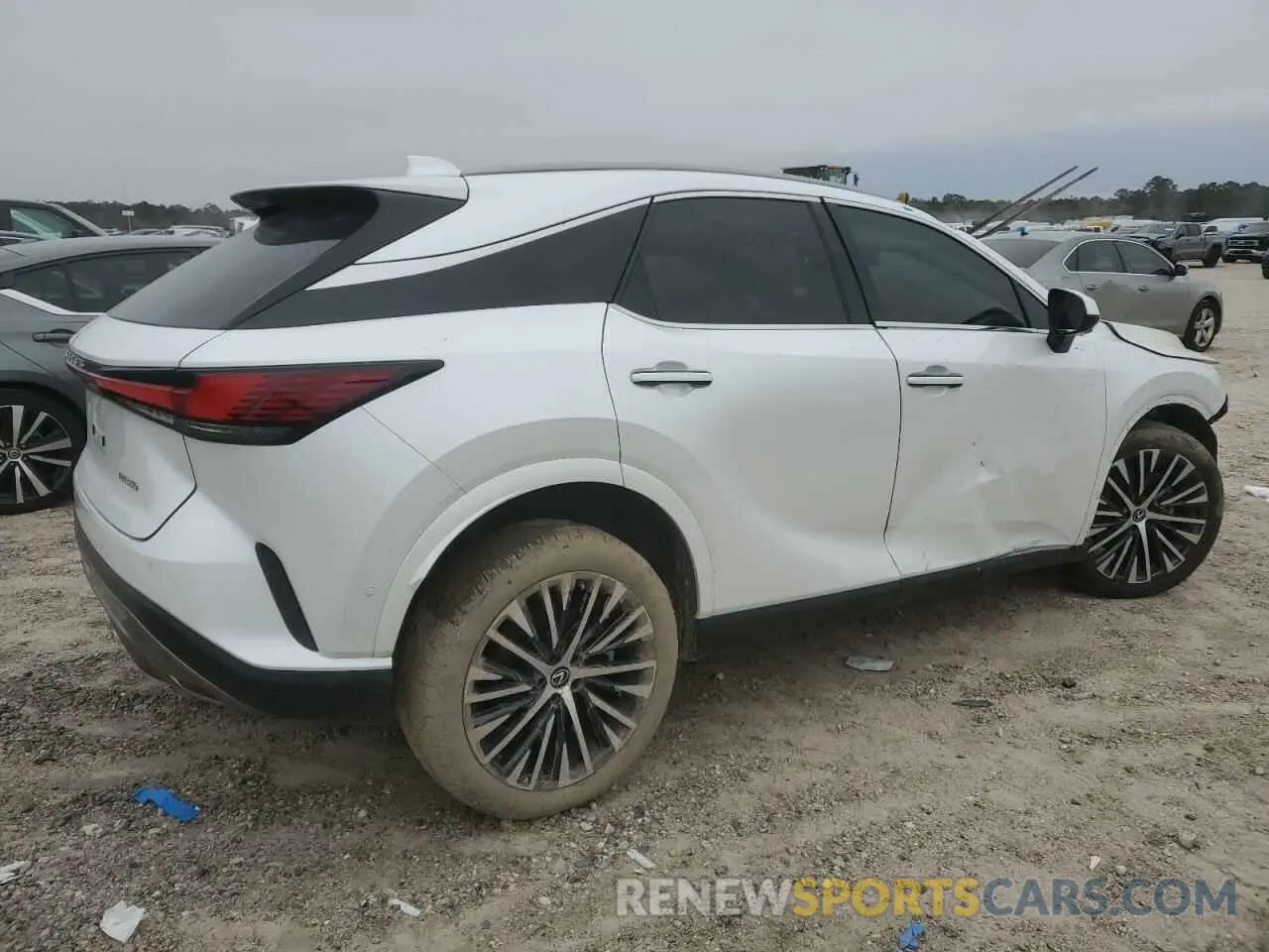 3 Фотография поврежденного автомобиля 2T2BAMBA6RC036163 LEXUS RX350 2024