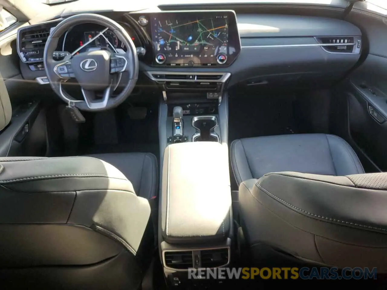 8 Фотография поврежденного автомобиля 2T2BAMBA7RC031778 LEXUS RX350 2024