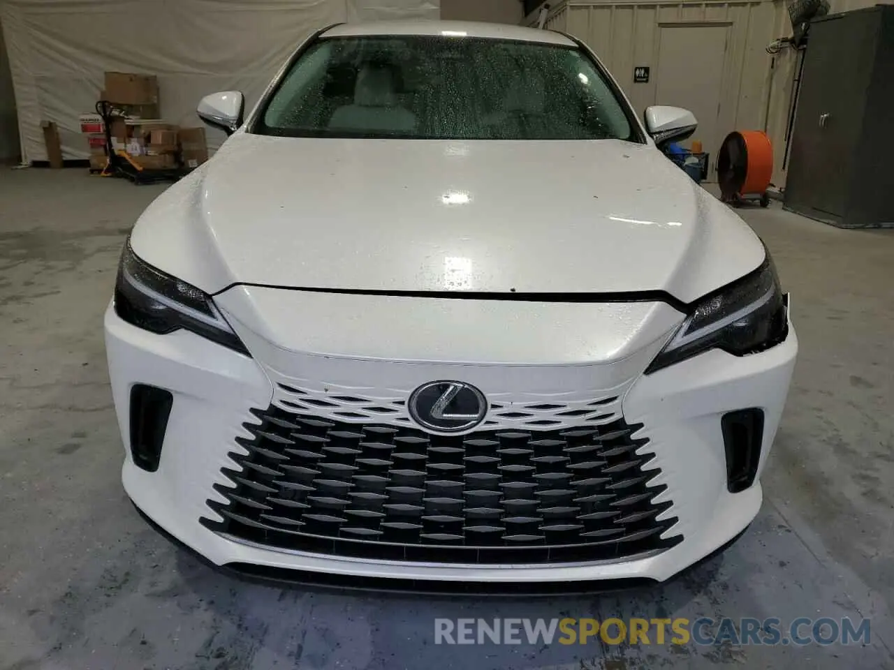 5 Фотография поврежденного автомобиля 2T2BAMBA8RC044278 LEXUS RX350 2024