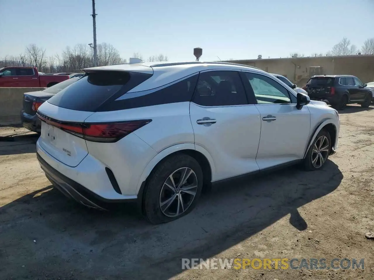 3 Фотография поврежденного автомобиля 2T2BAMCA4RC067734 LEXUS RX350 2024