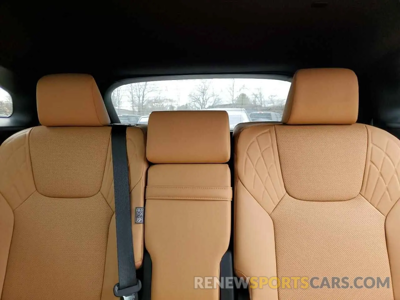 10 Фотография поврежденного автомобиля 2T2BAMCA5RC077740 LEXUS RX350 2024