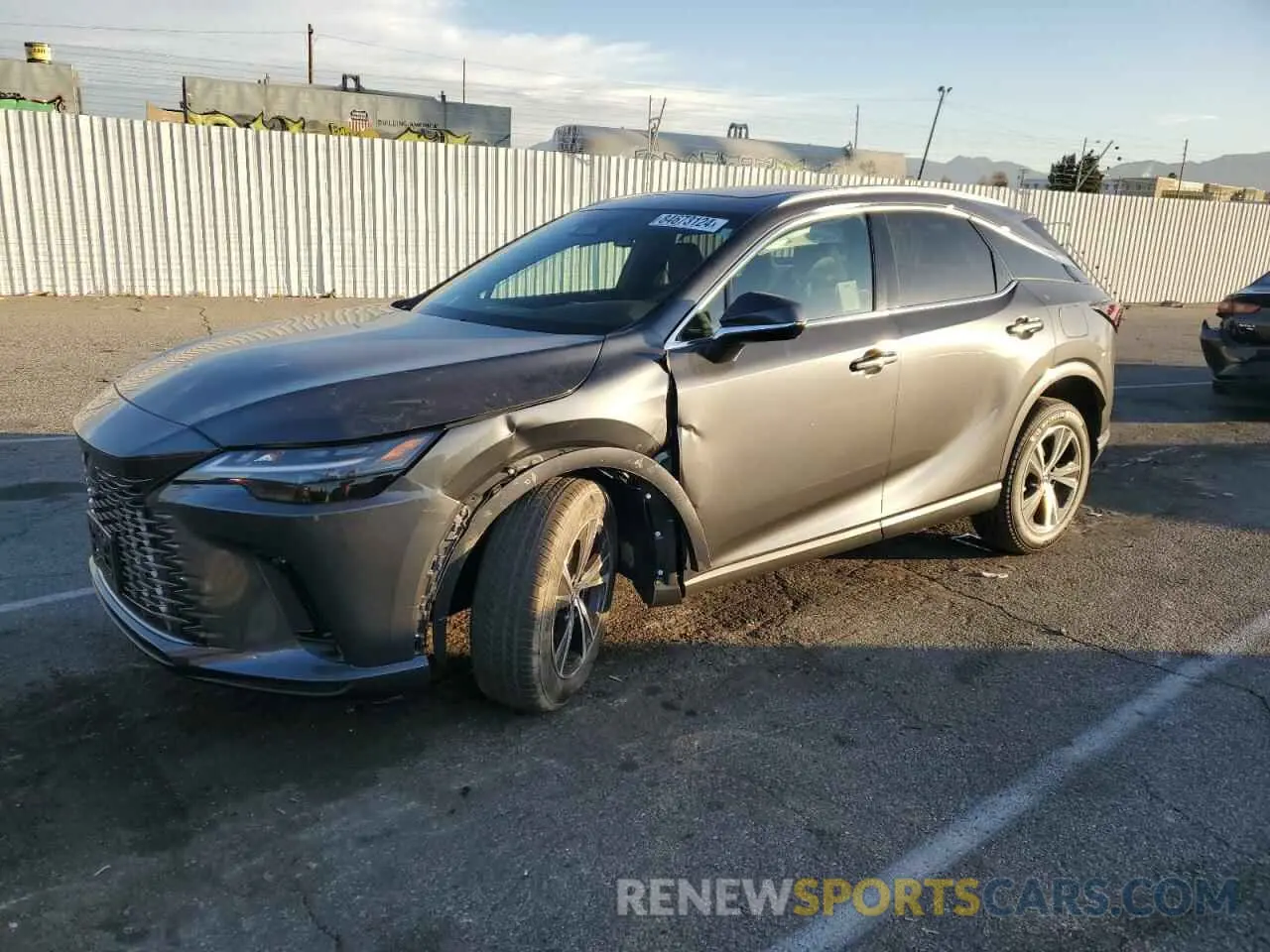 1 Фотография поврежденного автомобиля 2T2BAMBA0SC052350 LEXUS RX350 2025