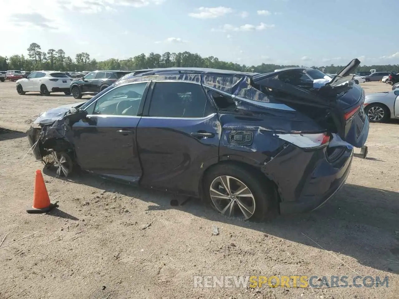 2 Фотография поврежденного автомобиля 2T2BAMBA5SC058340 LEXUS RX350 2025