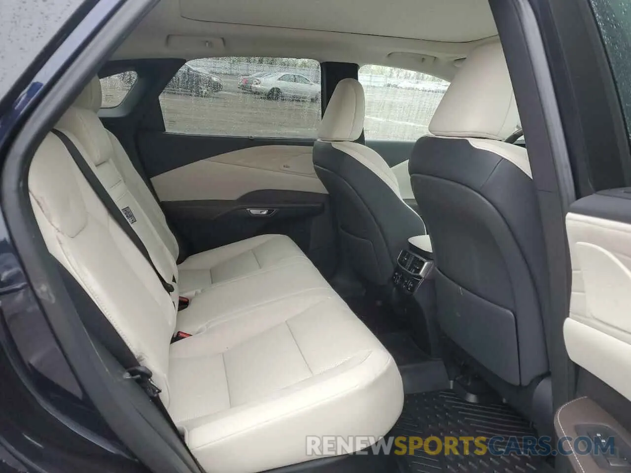 11 Фотография поврежденного автомобиля 2T2BAMCA6SC096321 LEXUS RX350 2025