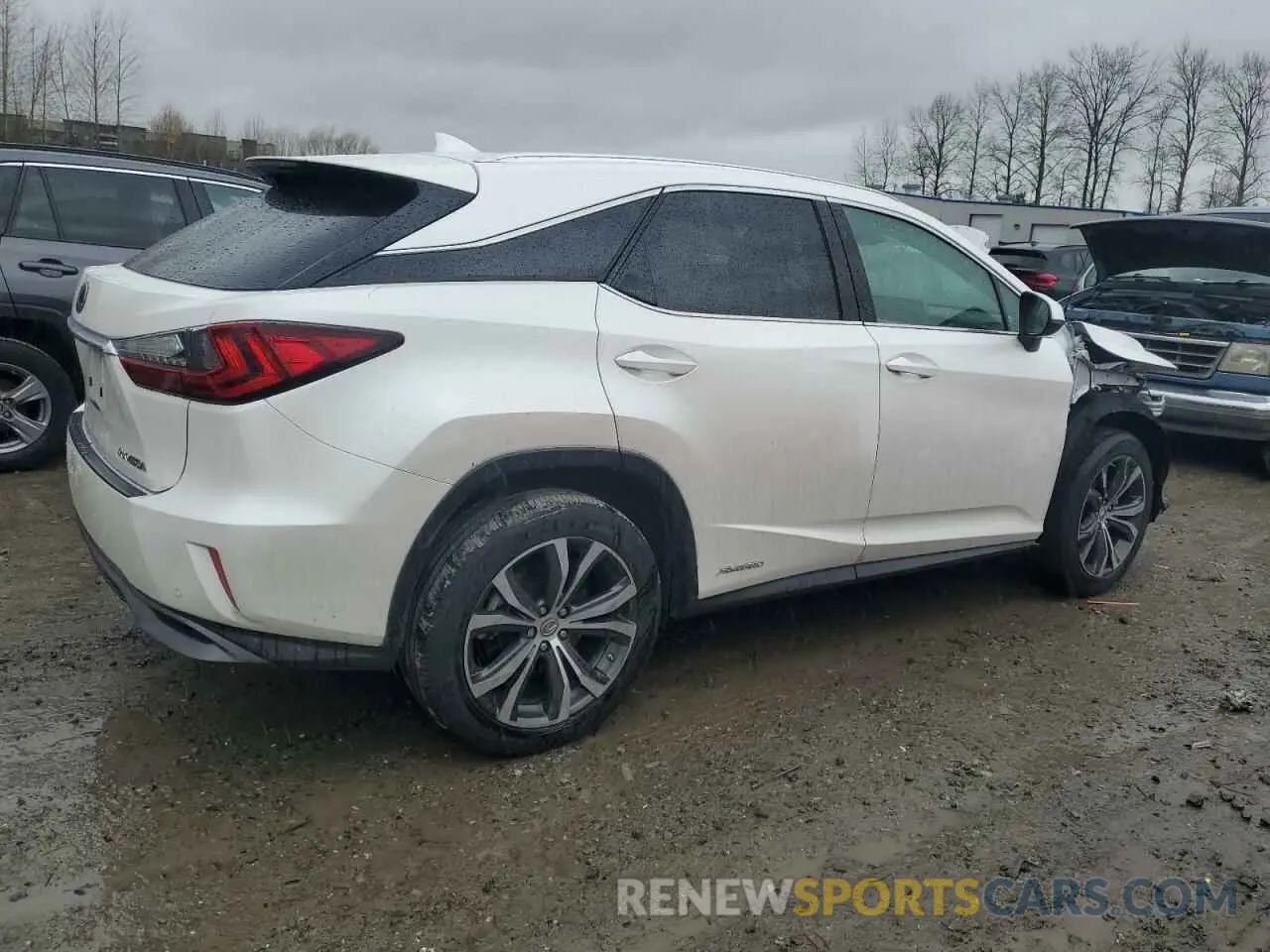 3 Photograph of a damaged car 2T2BGMCA5HC018751 LEXUS RX450 2017