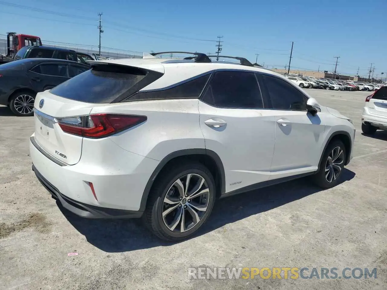 3 Фотография поврежденного автомобиля 2T2BGMCA3KC041632 LEXUS RX450 2019