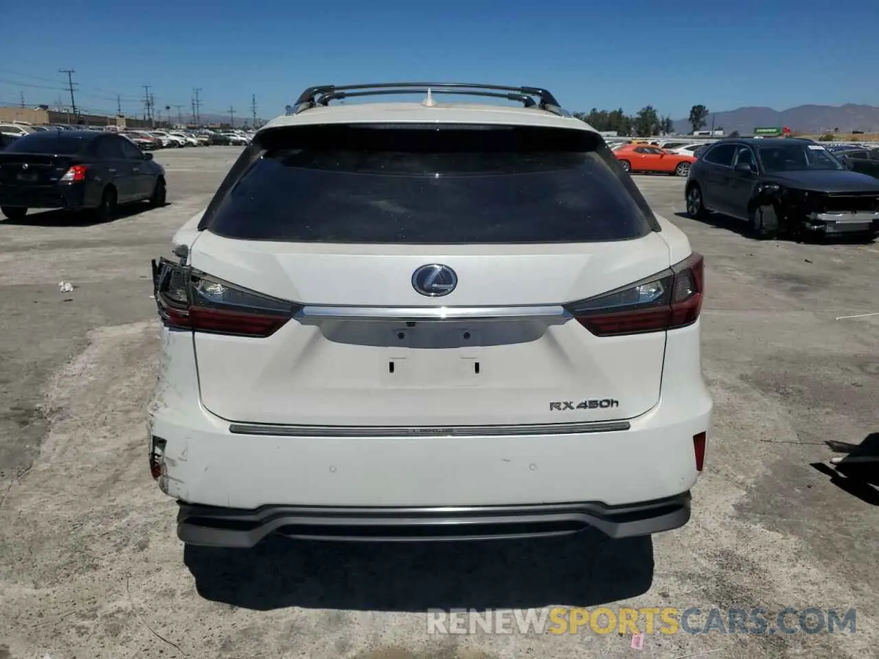 6 Фотография поврежденного автомобиля 2T2BGMCA3KC041632 LEXUS RX450 2019