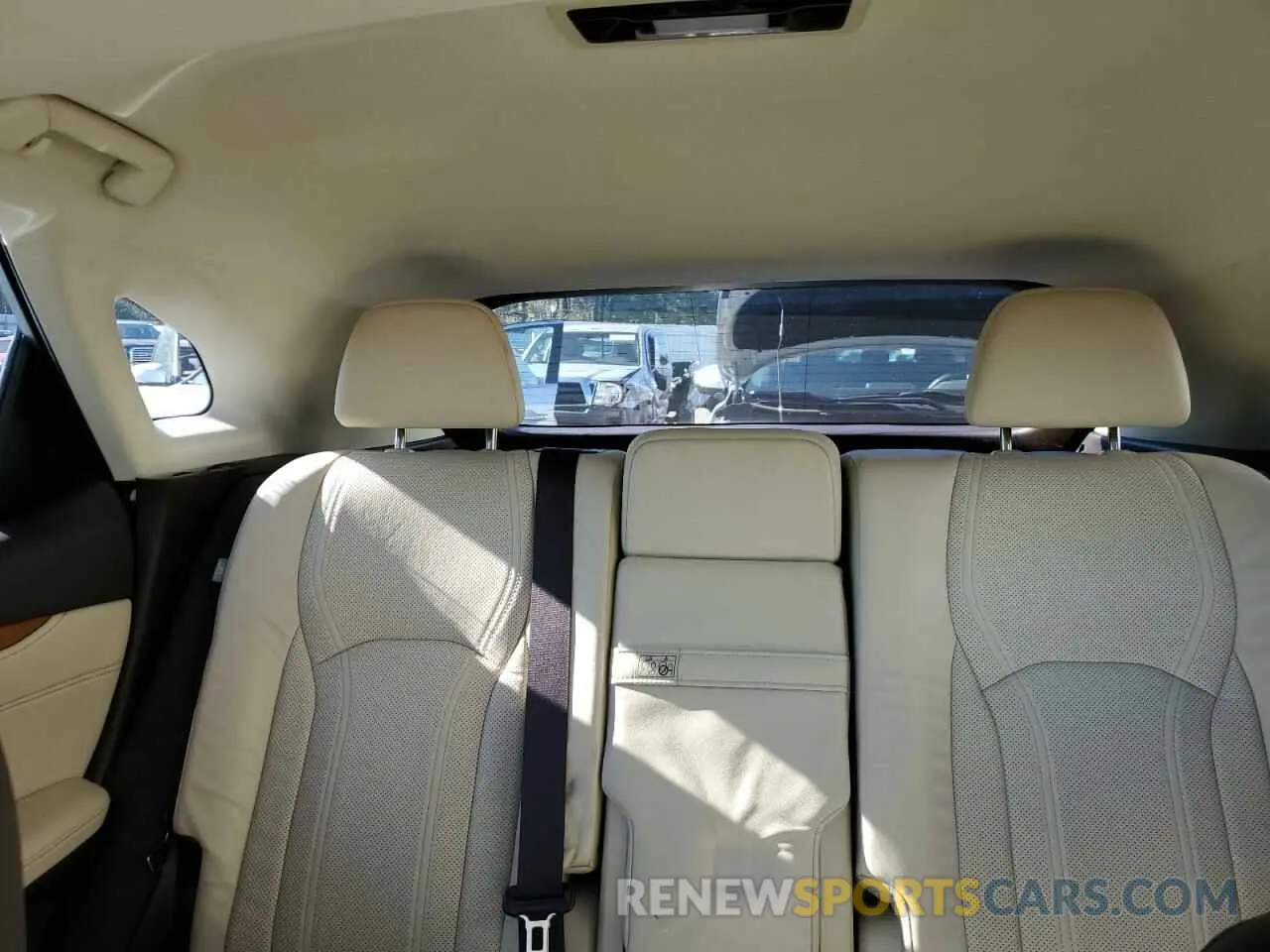 10 Фотография поврежденного автомобиля 2T2BGMCA5KC036528 LEXUS RX450 2019