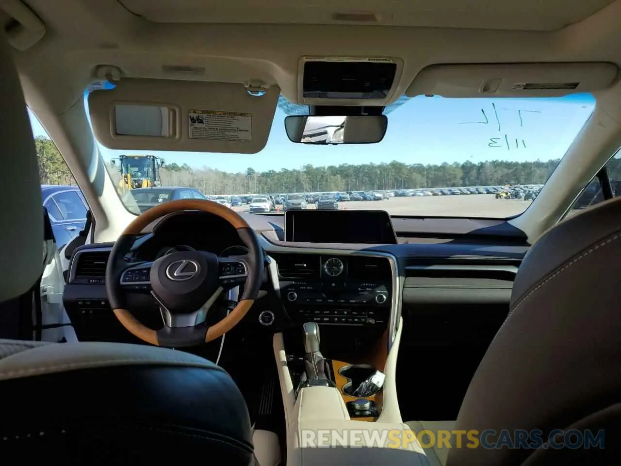 8 Фотография поврежденного автомобиля 2T2BGMCA5KC036528 LEXUS RX450 2019