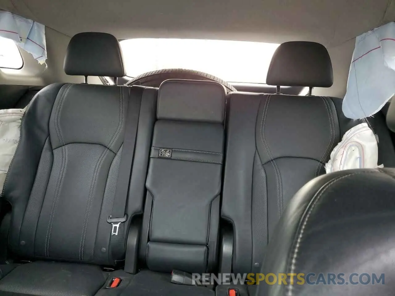 10 Photograph of a damaged car 2T2BGMCA9KC041912 LEXUS RX450 2019