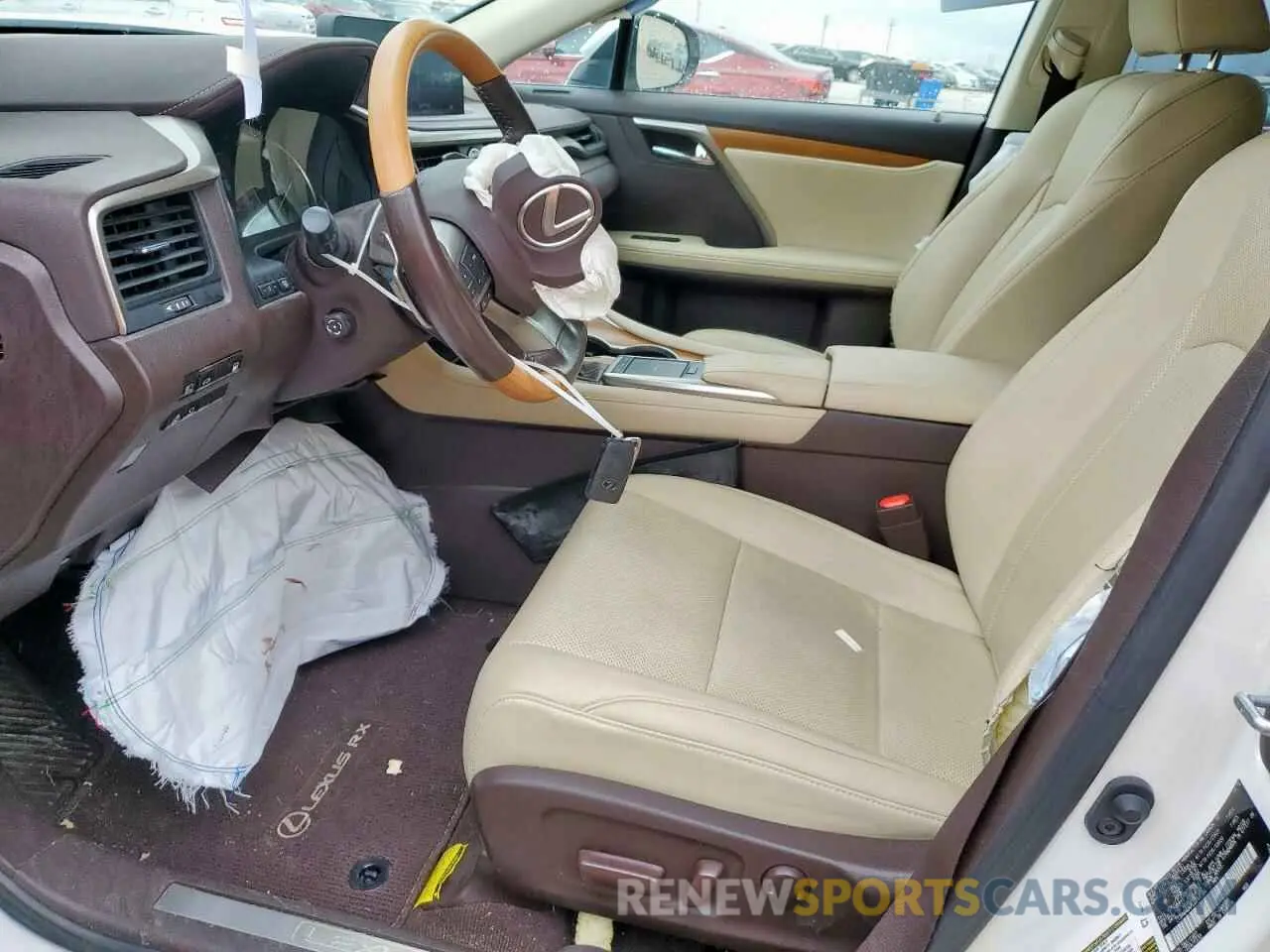 7 Photograph of a damaged car 2T2HGMDA7LC046584 LEXUS RX450 2020