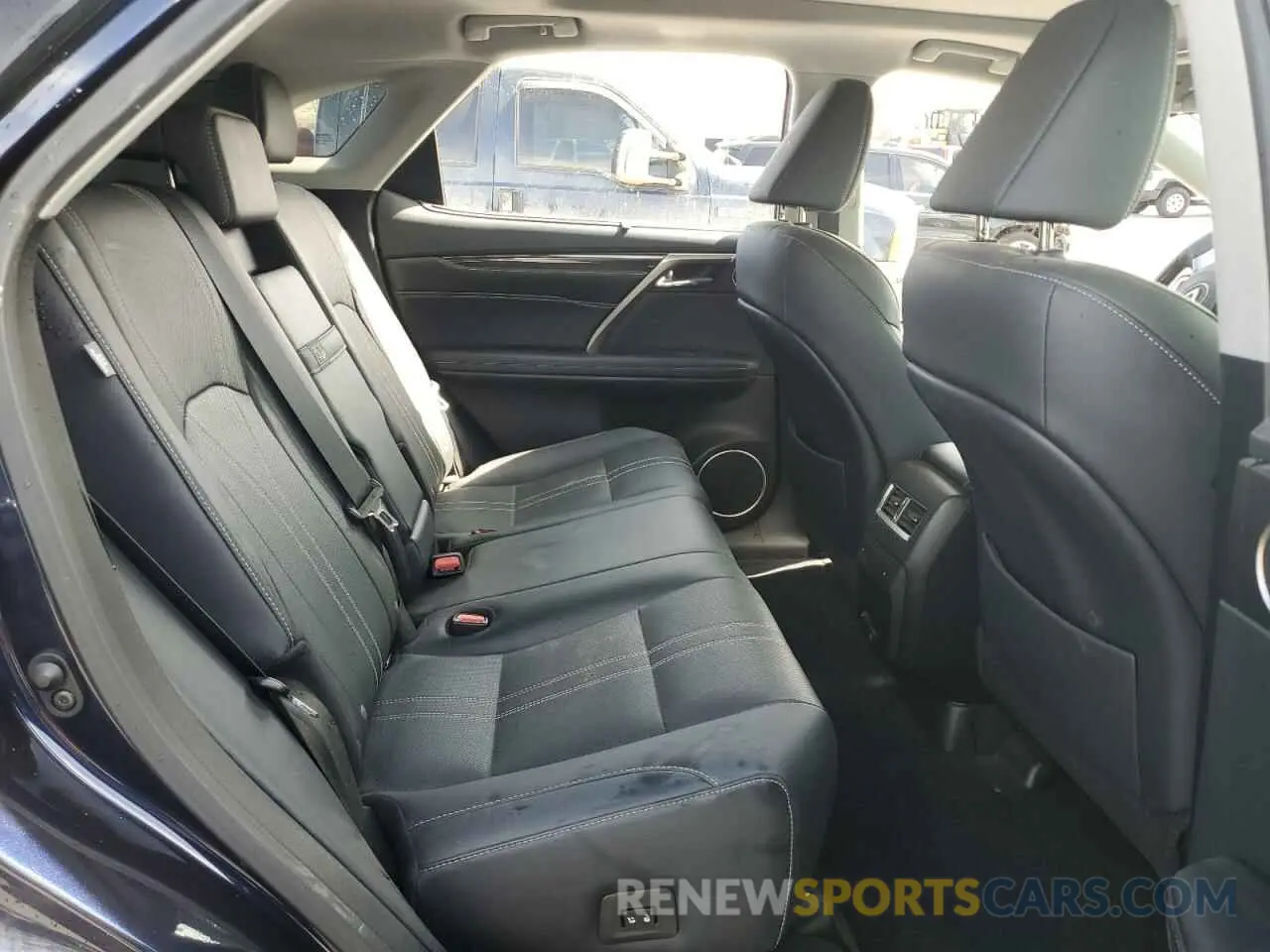 11 Фотография поврежденного автомобиля 2T2JGMDA4LC047144 LEXUS RX450 2020