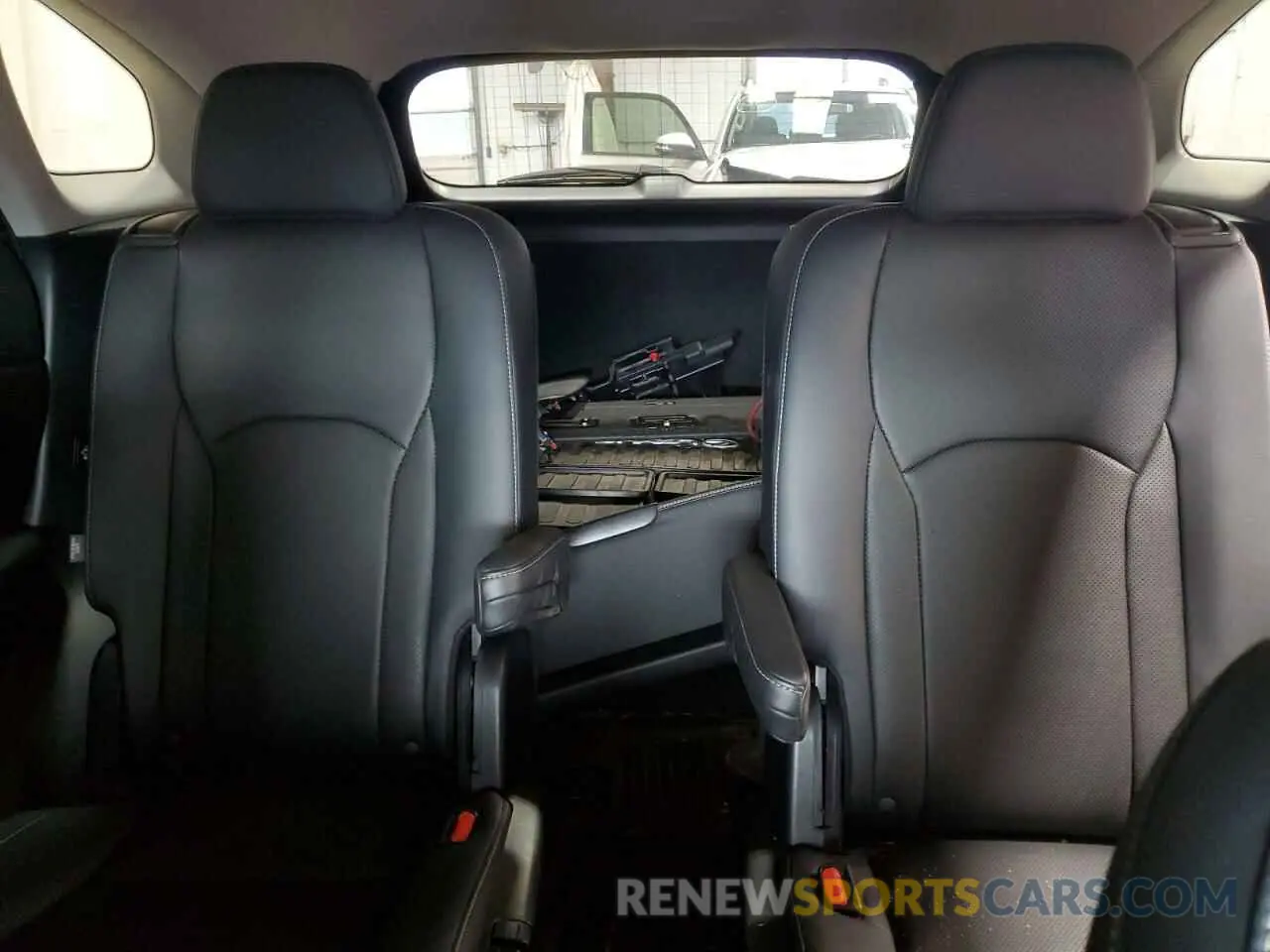 10 Фотография поврежденного автомобиля JTJHGKFA7L2015613 LEXUS RX450 2020