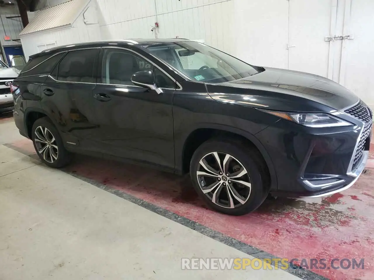 4 Фотография поврежденного автомобиля JTJHGKFA7L2015613 LEXUS RX450 2020