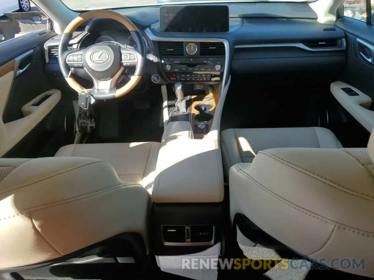 8 Фотография поврежденного автомобиля 2T2HGMDA0MC059713 LEXUS RX450 2021