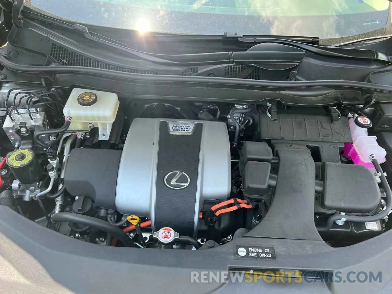 7 Фотография поврежденного автомобиля JTJHGKFA1M2019920 LEXUS RX450 2021