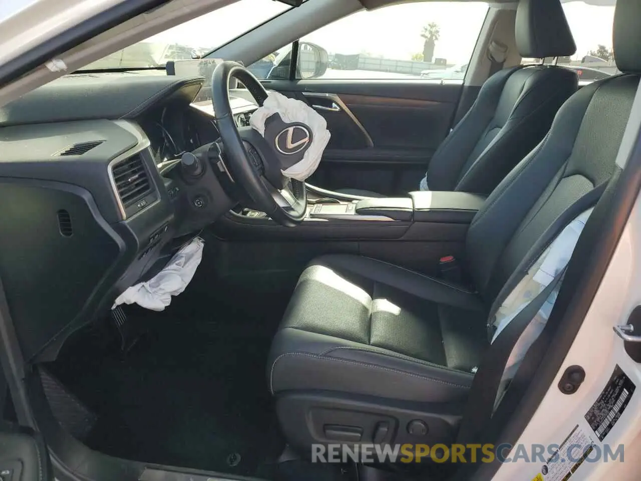 7 Photograph of a damaged car JTJHGKFA7M2020361 LEXUS RX450 2021