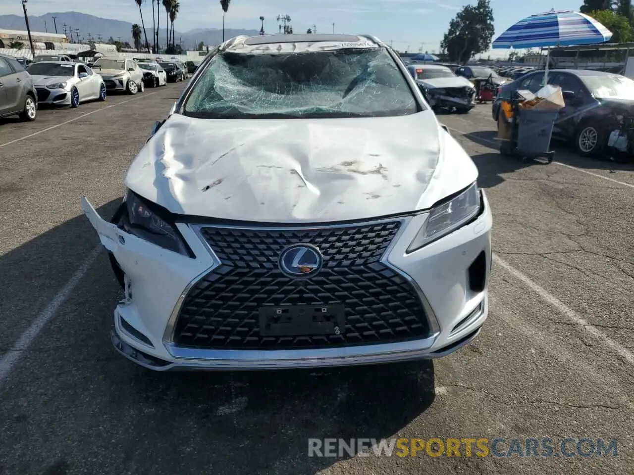 5 Photograph of a damaged car 2T2HGMDA3NC087586 LEXUS RX450 2022