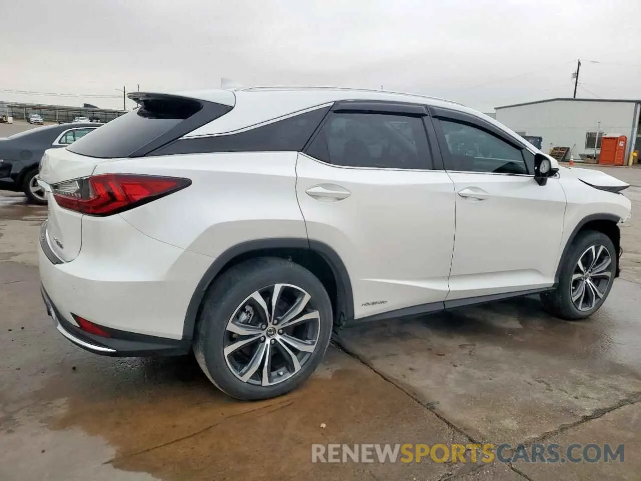 3 Photograph of a damaged car 2T2HGMDA5NC089565 LEXUS RX450 2022