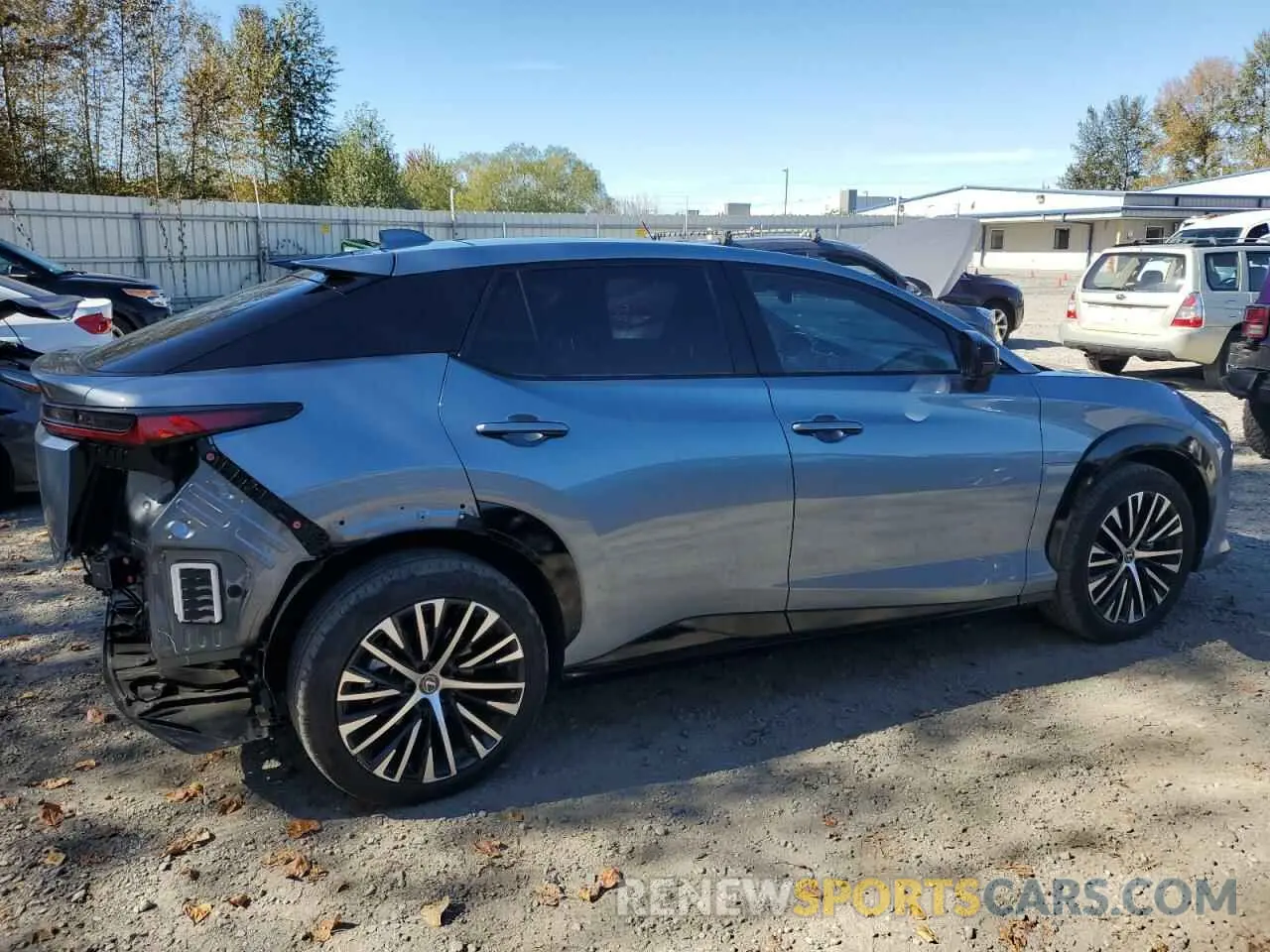3 Фотография поврежденного автомобиля JTJAAAAB8PA014561 LEXUS RZ 450E 2023