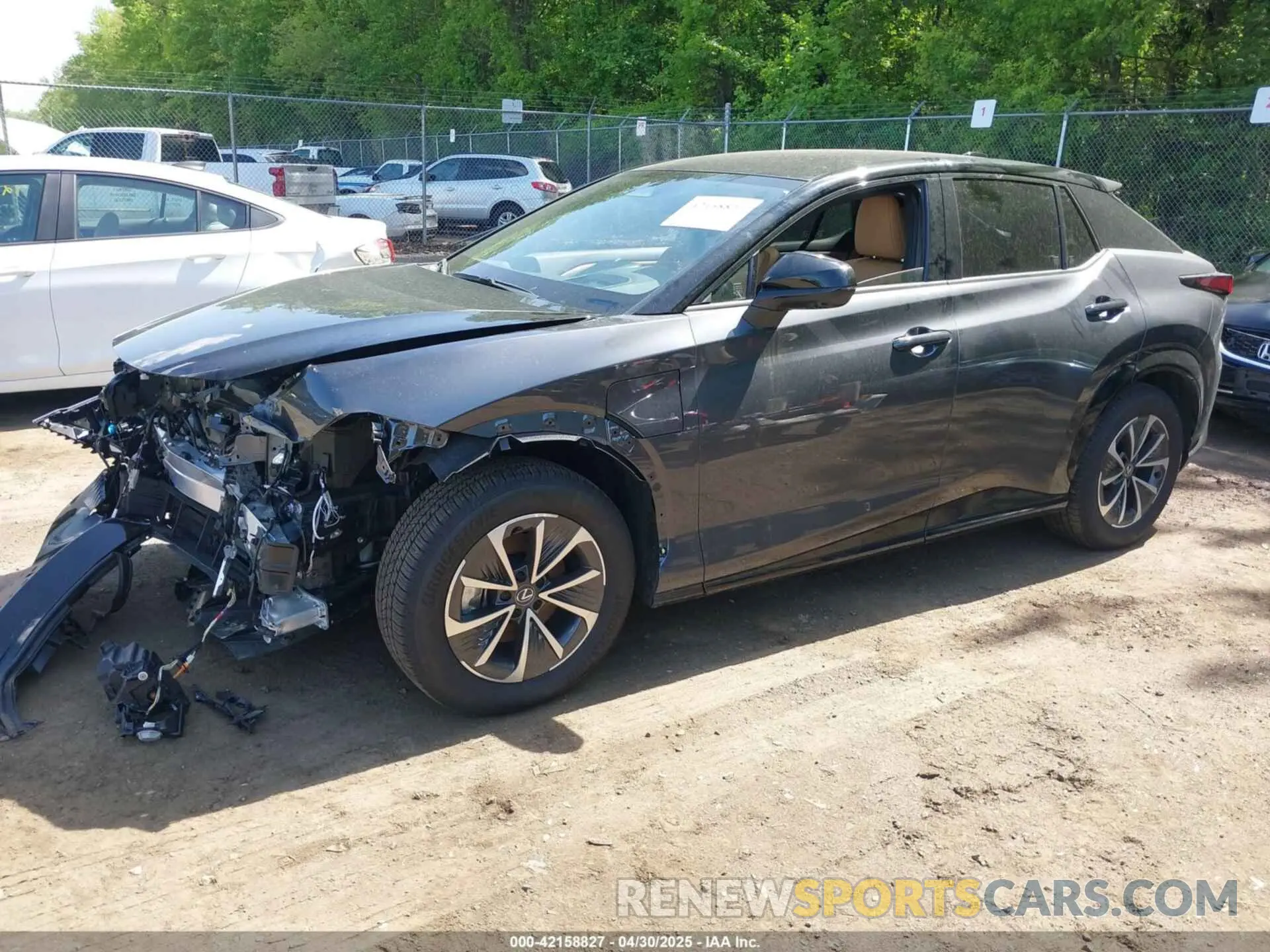 2 Фотография поврежденного автомобиля JTJAAAAB0SA028625 LEXUS RZ 450E 2025