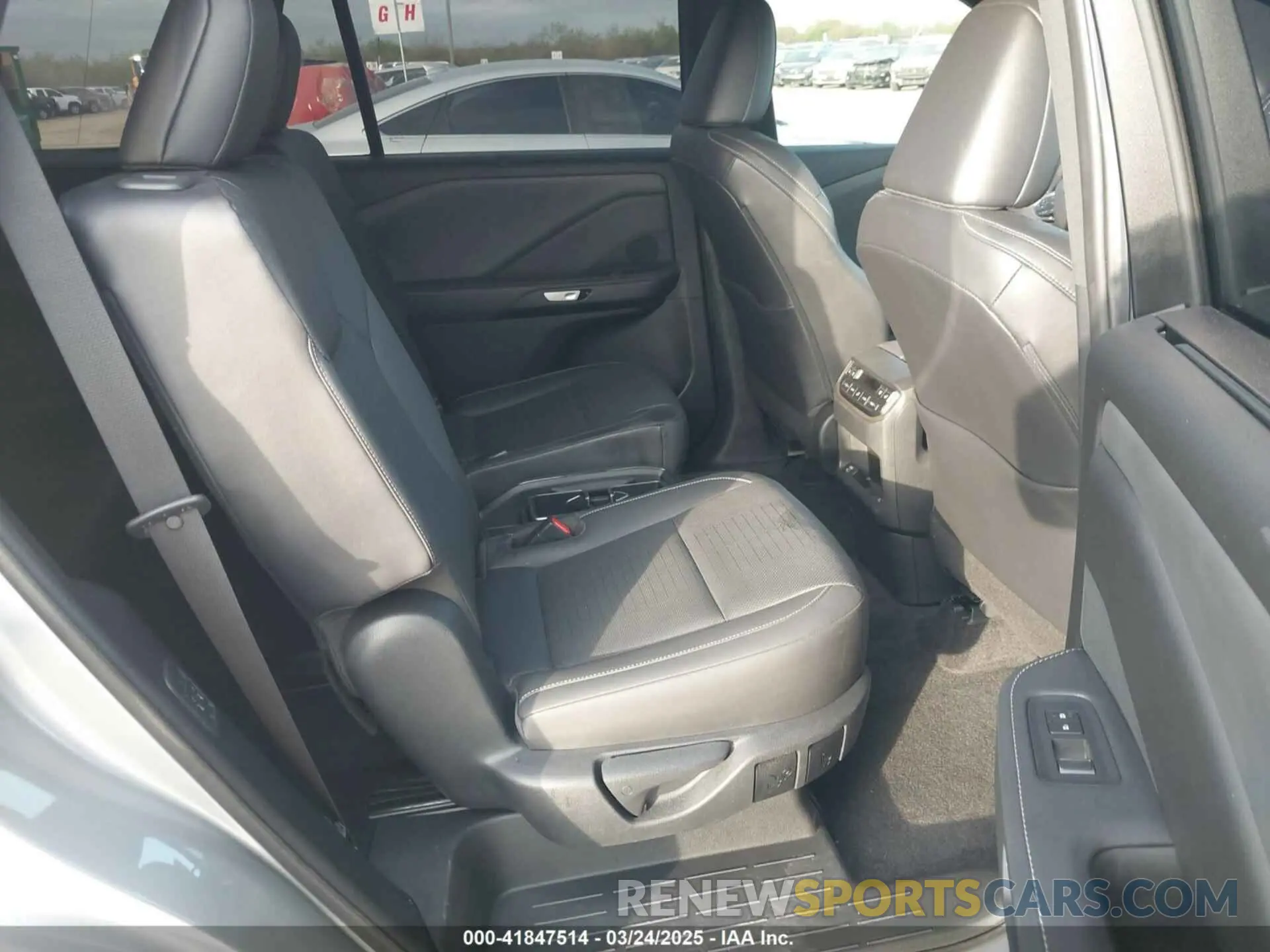 8 Photograph of a damaged car 5TDAAAA61RS000500 LEXUS TX 350 2024