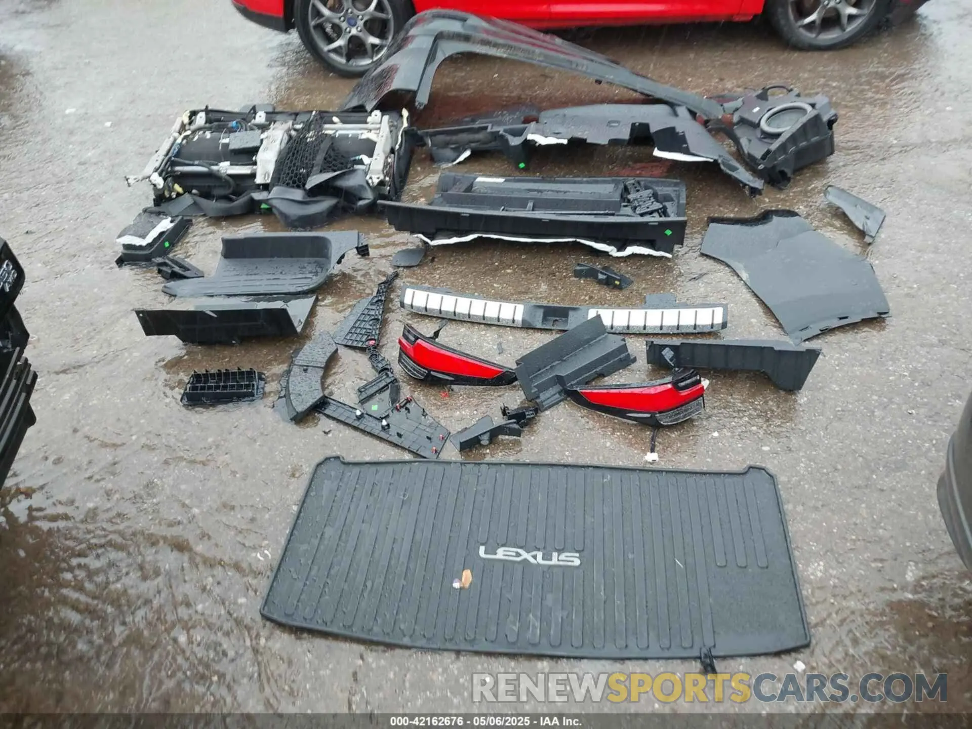 12 Фотография поврежденного автомобиля 5TDAAAB66RS006100 LEXUS TX 350 2024