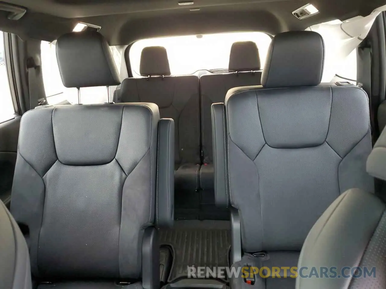 10 Фотография поврежденного автомобиля 5TDABAB63RS006651 LEXUS TX 500H F 2024