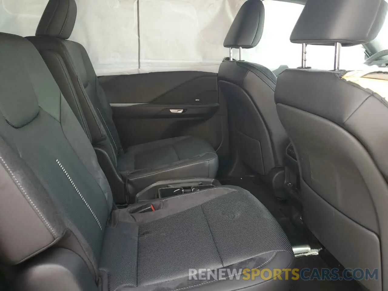 11 Фотография поврежденного автомобиля 5TDACAC62RS000240 LEXUS TX 550H+ L 2024