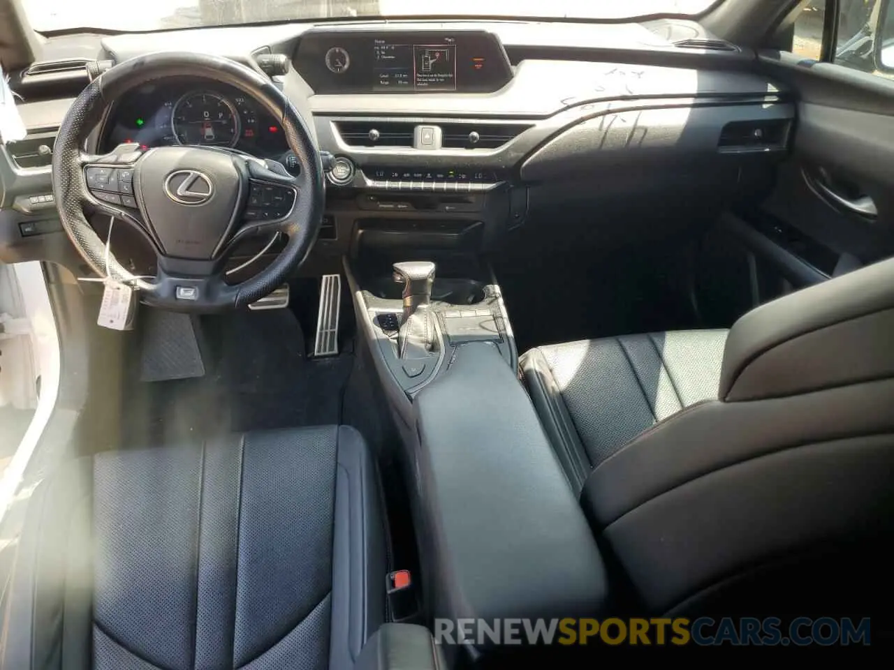 8 Photograph of a damaged car JTHY3JBH0K2019012 LEXUS UX 200 2019