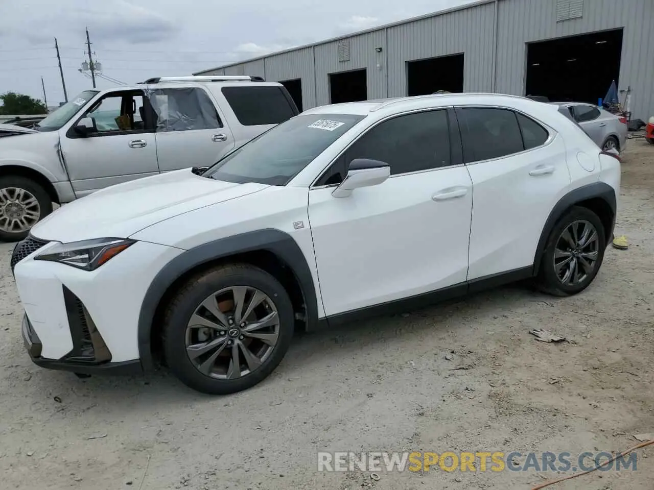 1 Photograph of a damaged car JTHY3JBH2K2003779 LEXUS UX 200 2019