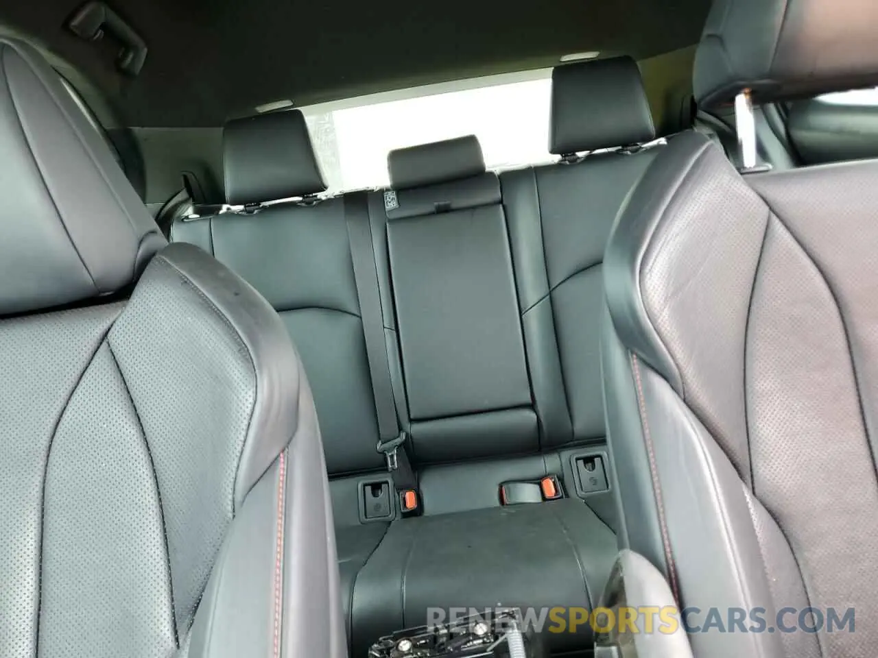 10 Photograph of a damaged car JTHY3JBH2K2003779 LEXUS UX 200 2019