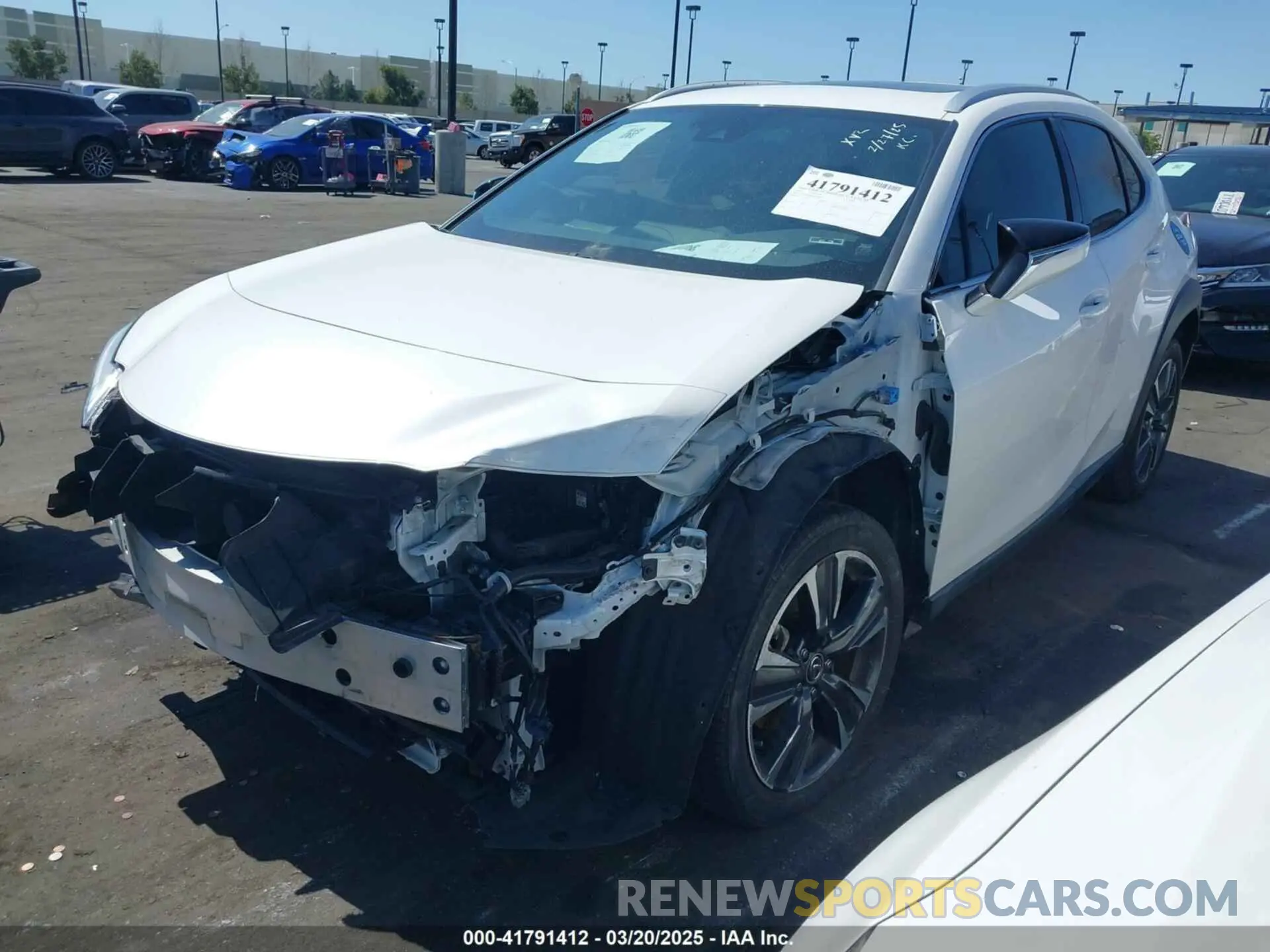 2 Фотография поврежденного автомобиля JTHY3JBH3K2002849 LEXUS UX 200 2019